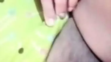 Bangladeshi bhabhi showing ass and fingering pussy