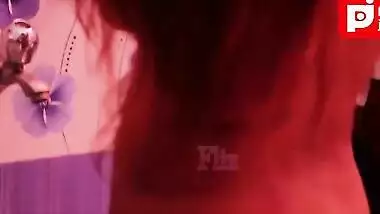 Malkin Ne Naukar Ko Fsake Apni Hawas Puri Ki Aur Moch Aane