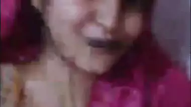 Cute Rajasthani GF showing nude boobs to boyfriend