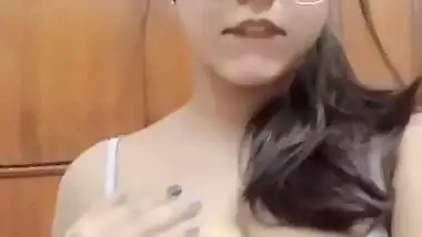 Indian nude girl shows her big boobs on camera