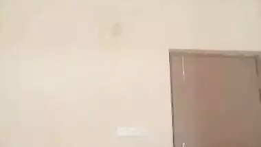 Desi girl showing her boobs and fingering pussy