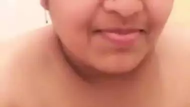 Boudi nude – video