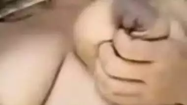 Dehati desi boudi from Bangladesh exposing natural nude figure