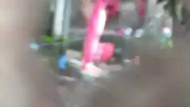 Bengali big ass girl outdoor bath caught by neighbor