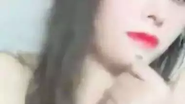 Beautiful girl shoots her desi nude MMS for her lover