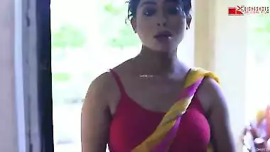 Desi Kaamwali Bai