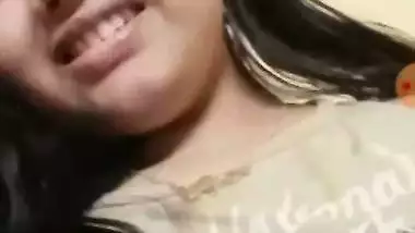 Chubby nude college girl on video call viral chat