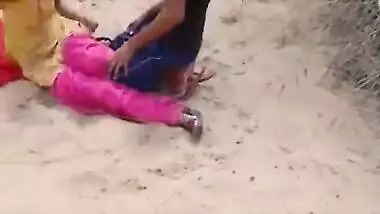 Village couple caught fucking outdoor