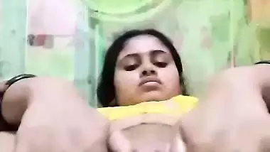 Desi babe using room freshener bottle to masturbate