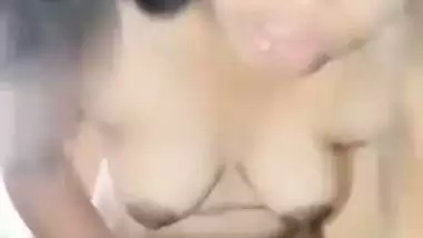 Mallu girlfriend pushing dick inside tight vaginal hole