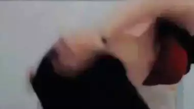 Sexy, big boob babe shows her big ass in nude MMS