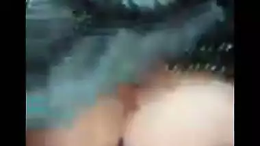 Big melons girlfriend topless viral video call