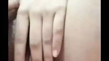 Beautiful hairy pussy rubbing on live cam by horny GF