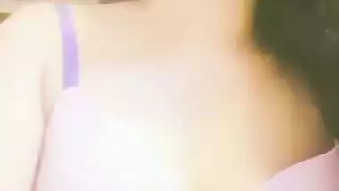 Chamet girl shy naked boobs and pussy showing for money