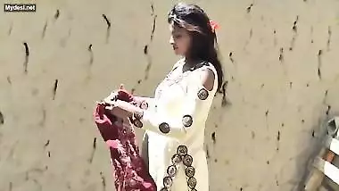 Pk bhabi change after bath