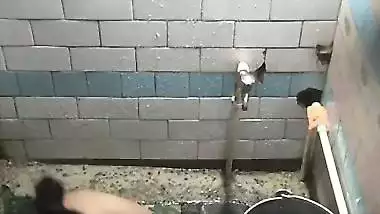 Chubby MILF bathing caught by neighbor viral MMS