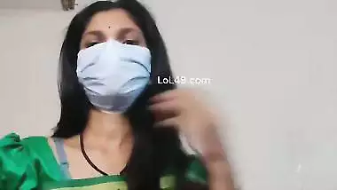 Desi bhabi removing saree and nude show for money